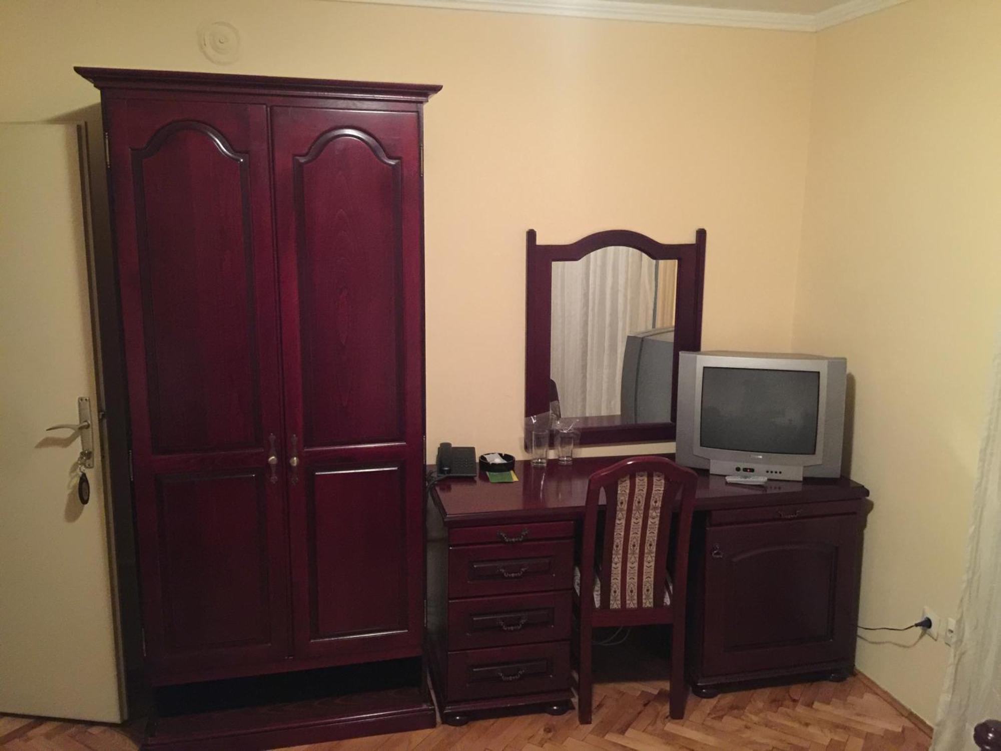 Bed & Breakfast Karavan Raska Phòng bức ảnh