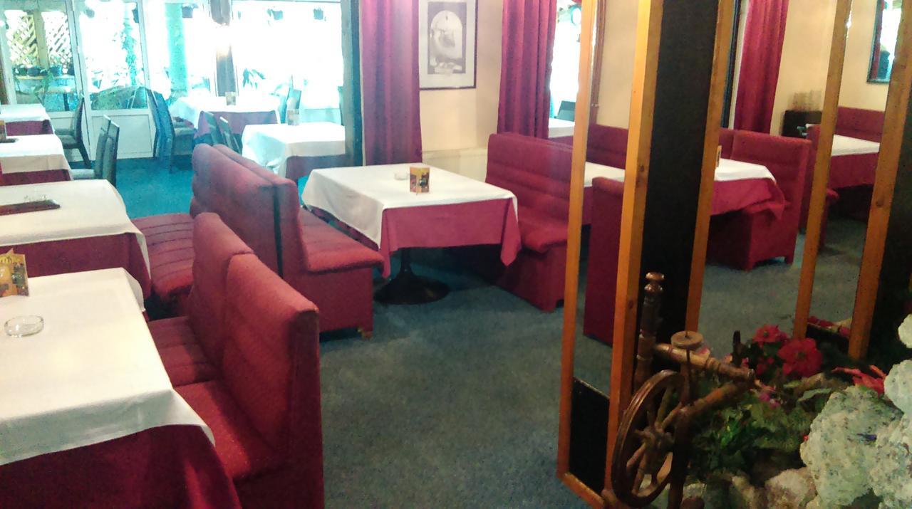 Bed & Breakfast Karavan Raska Ngoại thất bức ảnh