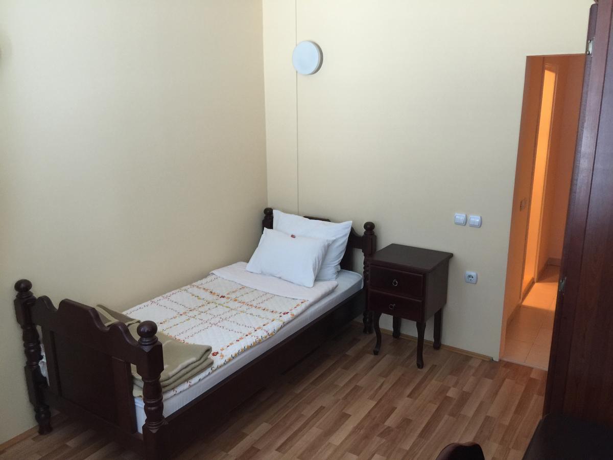 Bed & Breakfast Karavan Raska Ngoại thất bức ảnh