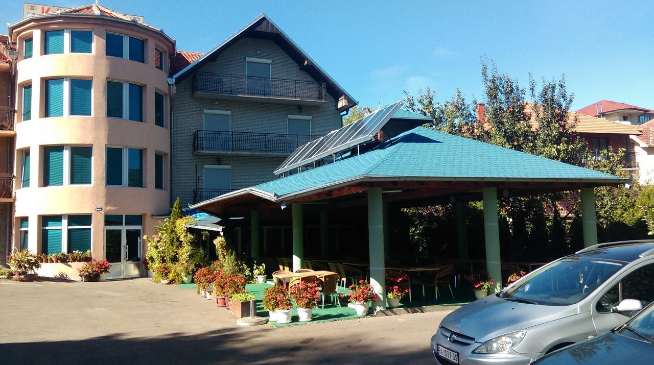 Bed & Breakfast Karavan Raska Ngoại thất bức ảnh